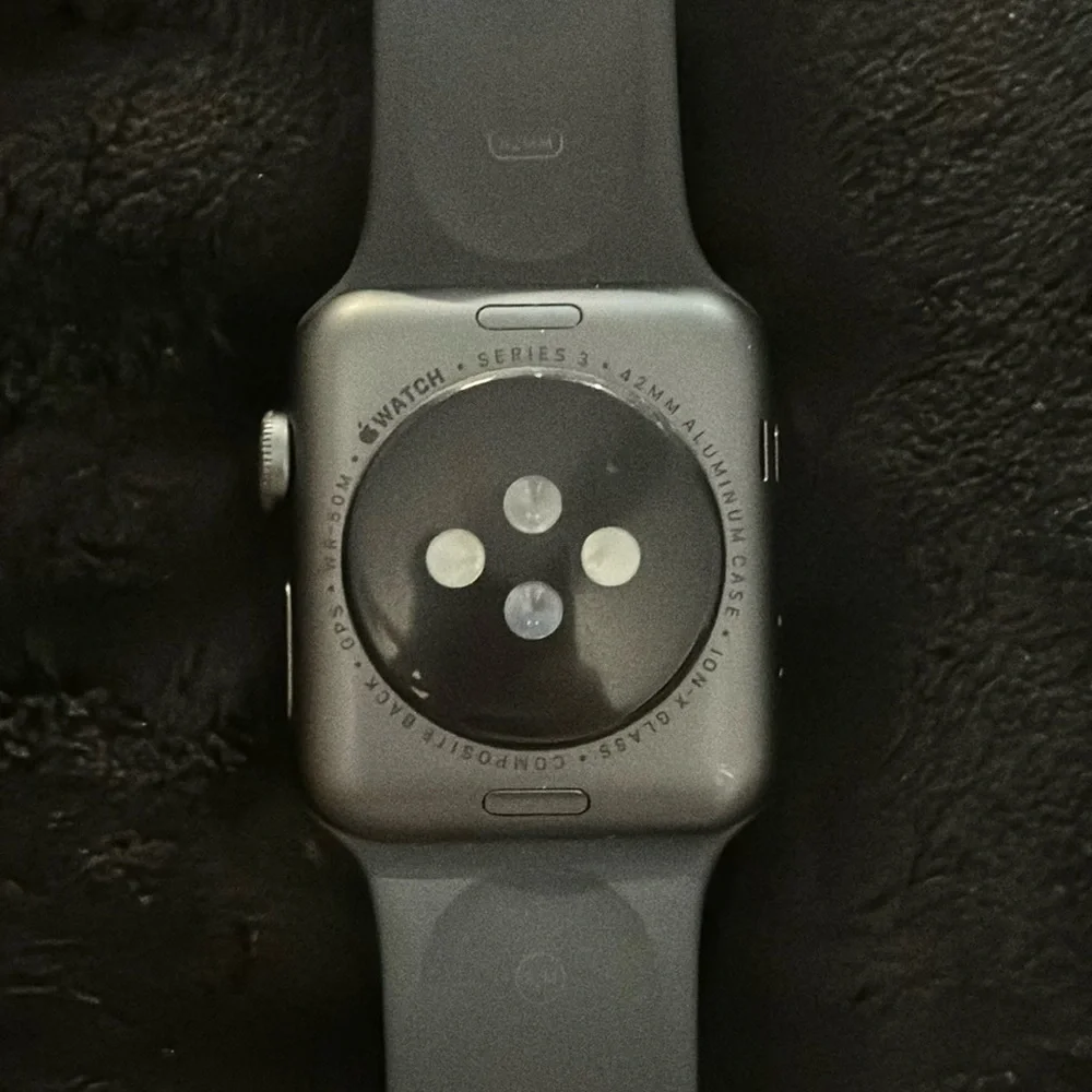 Apple Watch Series 3 42mm watch